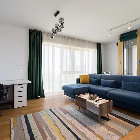 Blue Lagoon- 1 Bedroom Amazing Balcony * Bucharest