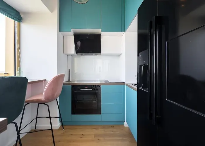 Blue Lagoon- 1 Bedroom Amazing Balcony Apartament *