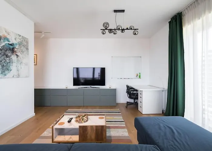 Διαμέρισμα Blue Lagoon- 1 Bedroom Amazing Balcony Βουκουρέστι