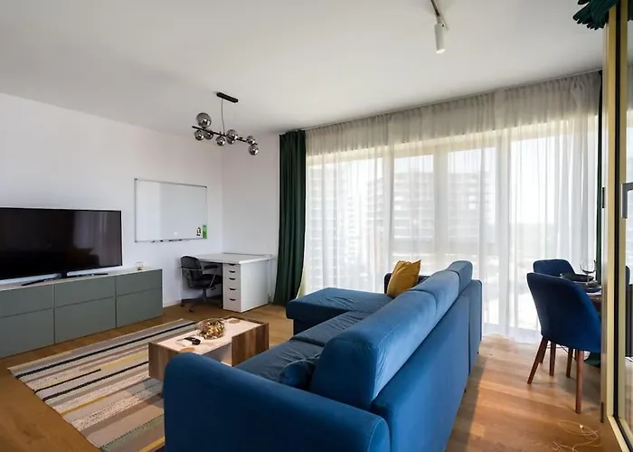 Blue Lagoon- 1 Bedroom Amazing Balcony Βουκουρέστι