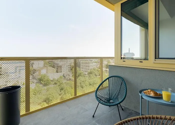 Blue Lagoon- 1 Bedroom Amazing Balcony Apartman